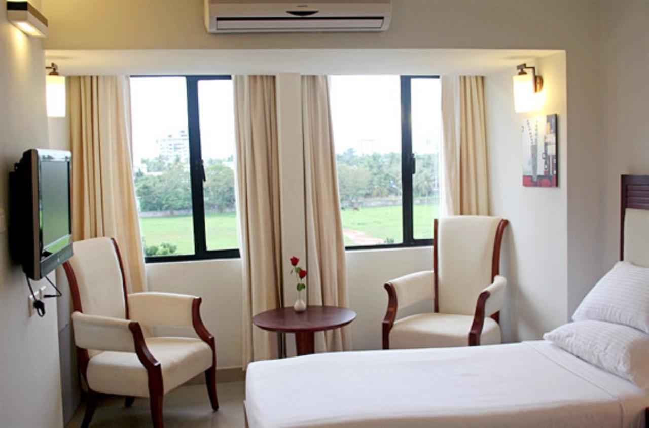 Hotel Luciya Kochi エクステリア 写真