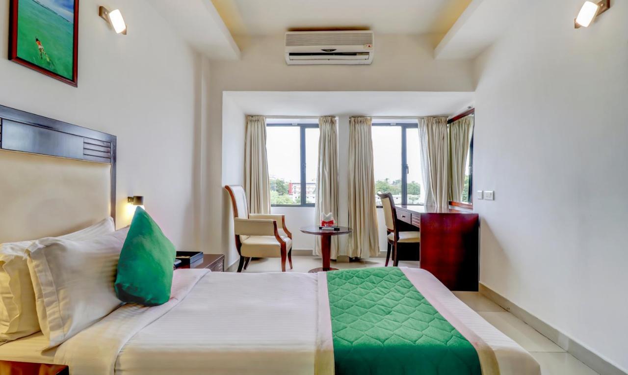 Hotel Luciya Kochi エクステリア 写真