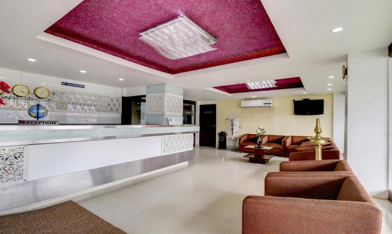 Hotel Luciya Kochi エクステリア 写真