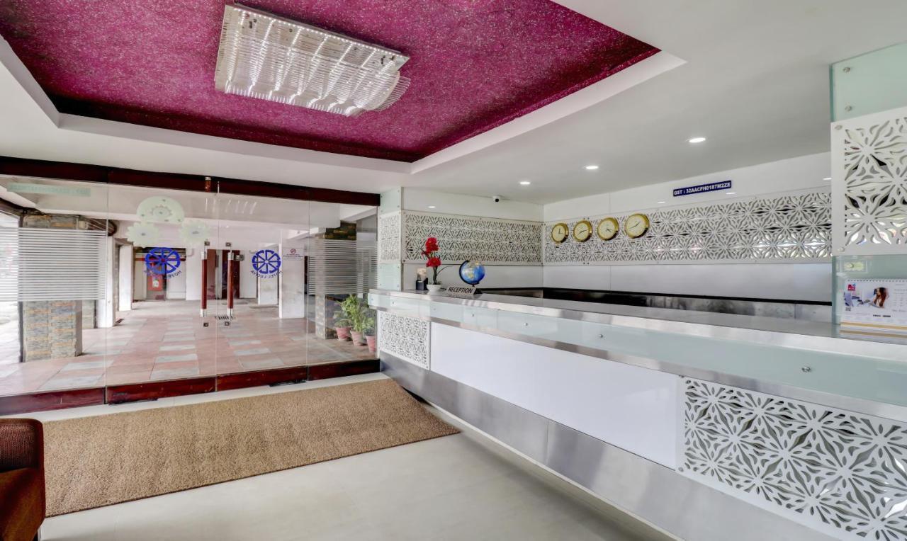 Hotel Luciya Kochi エクステリア 写真