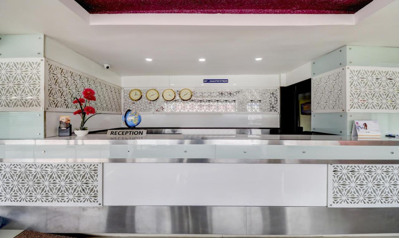 Hotel Luciya Kochi エクステリア 写真
