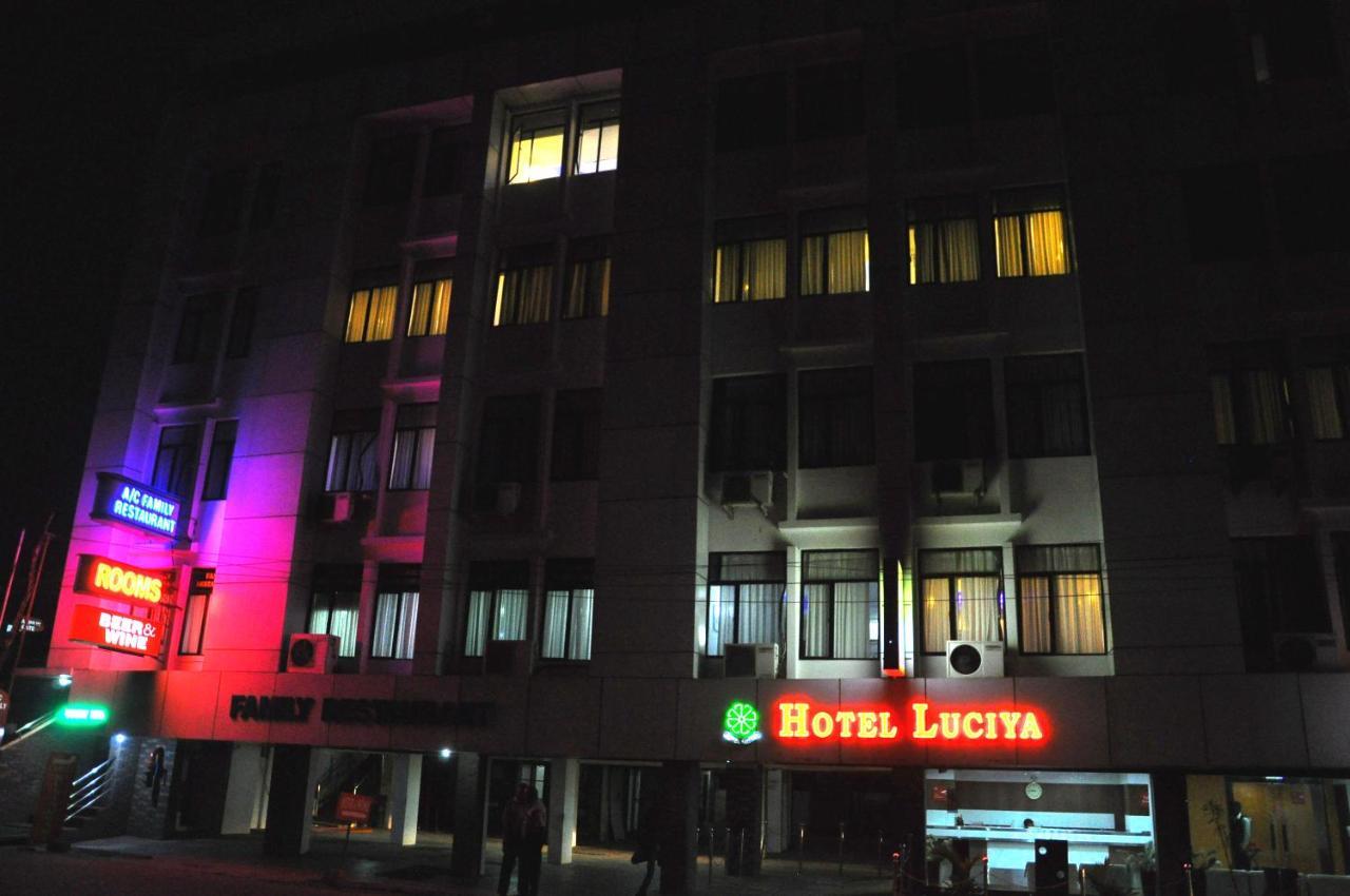 Hotel Luciya Kochi エクステリア 写真