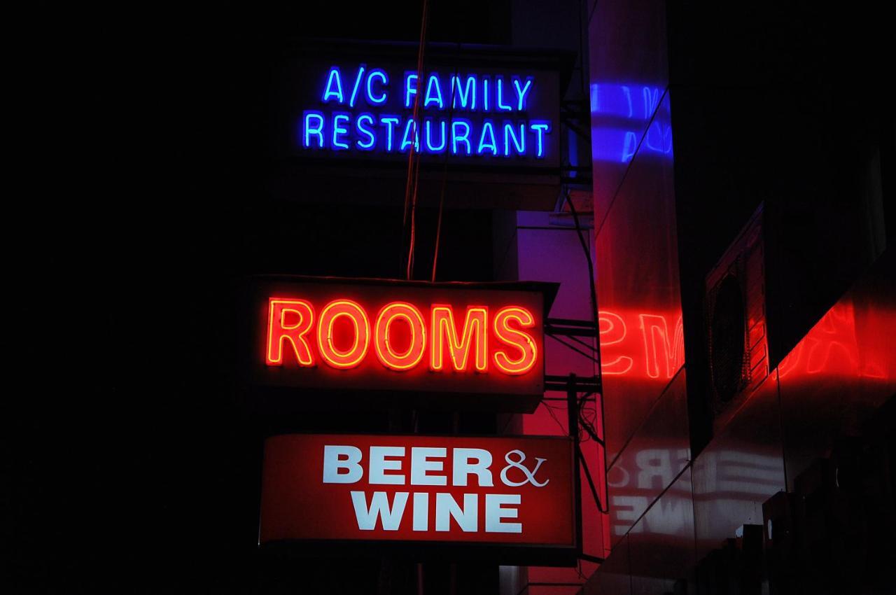 Hotel Luciya Kochi エクステリア 写真